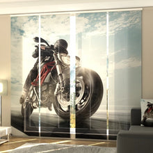 Laden Sie das Bild in den Galerie-Viewer, Foto-Schiebegardine "Motorrad"
