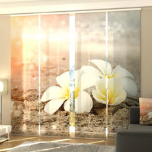 Laden Sie das Bild in den Galerie-Viewer, Foto-Schiebegardine &quot;tropische Blume&quot;